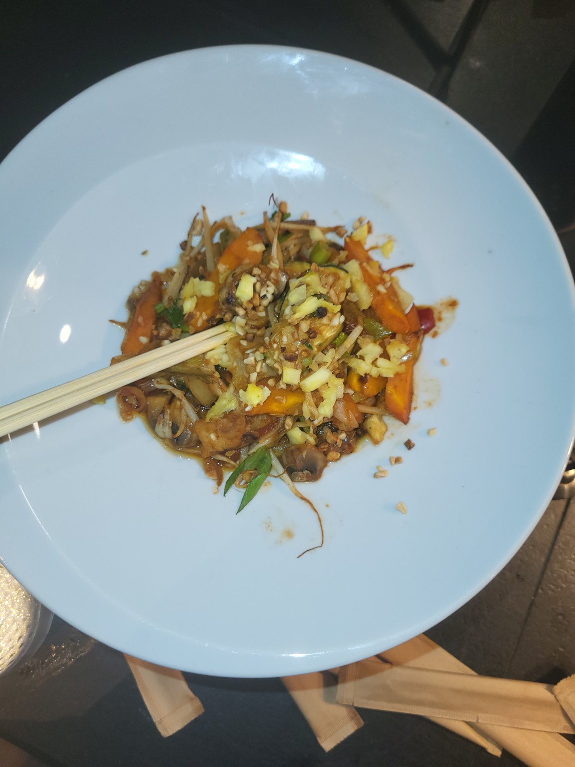 Assiette de légumes sautés façon wok